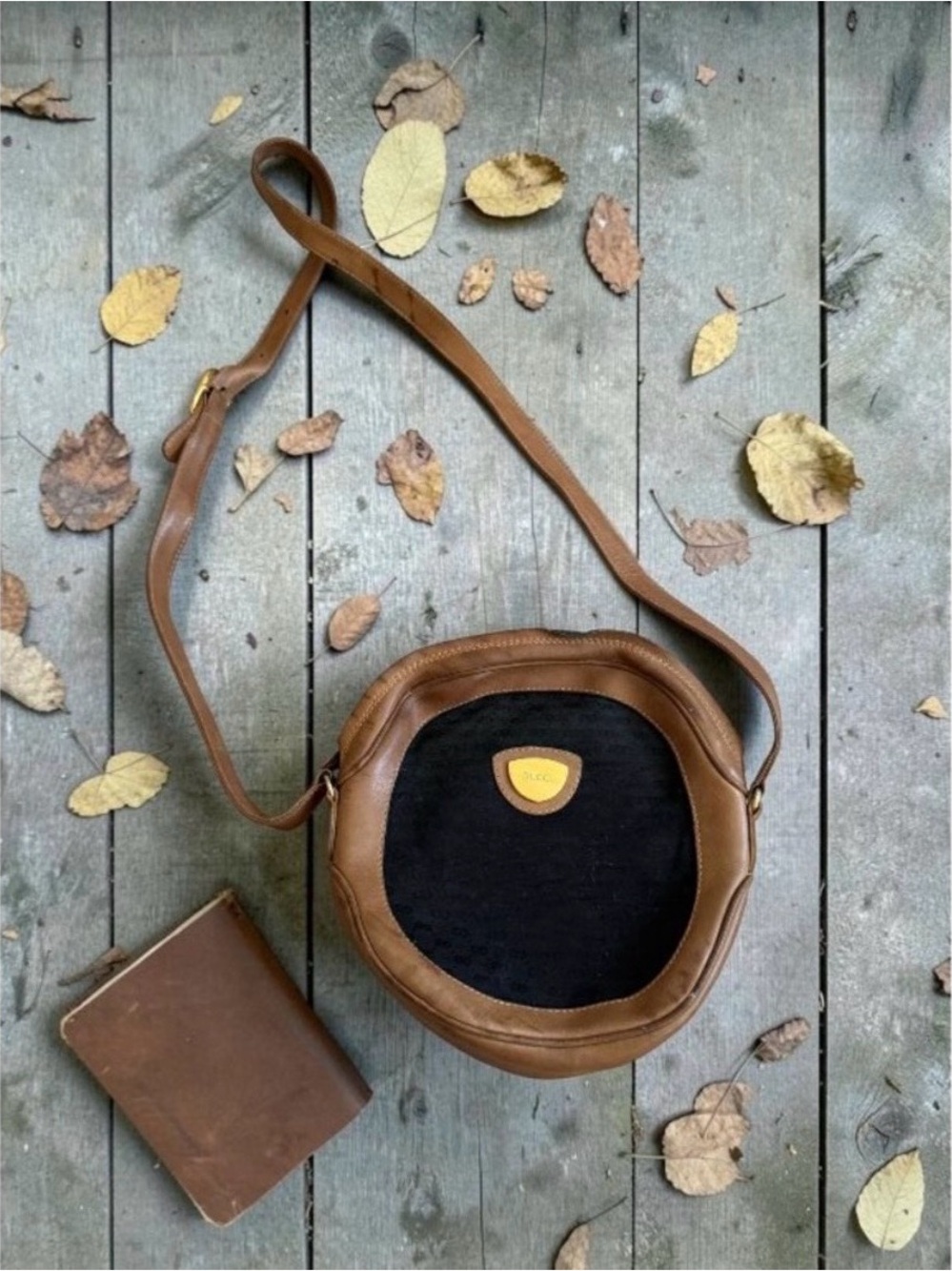 GUCCI Vintage Black Brown Leather Circle Crossbody Bag